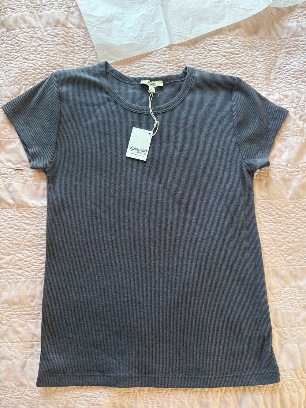 Splendid woman’s  Short Sleeve Rib Tee in Charcoal Gray